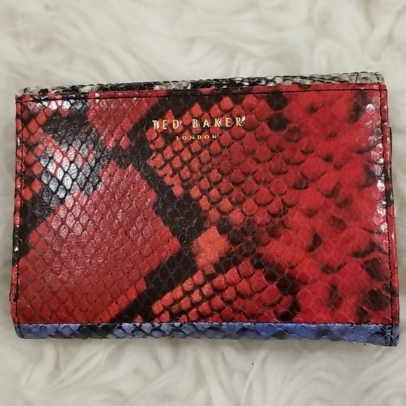 💕TED BAKER💕 Llucie Animal Print Quilted Wallet - Picture 2 of 10
